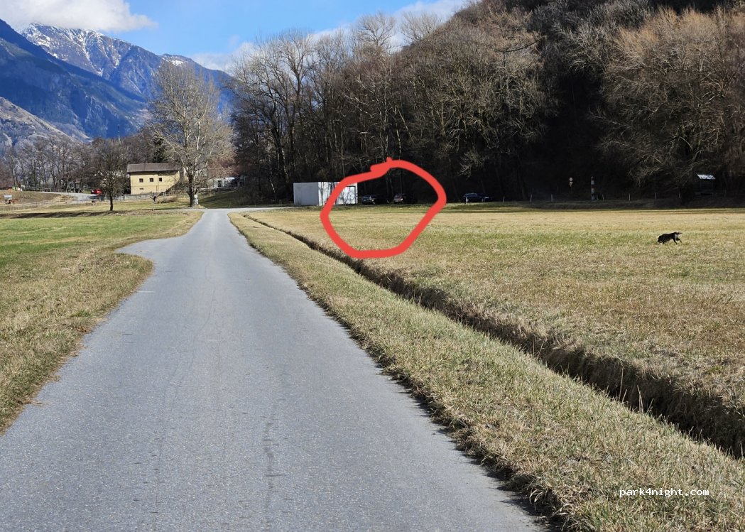 (3946) Turtmann-Unterems - 1 Millackernstrasse — foto