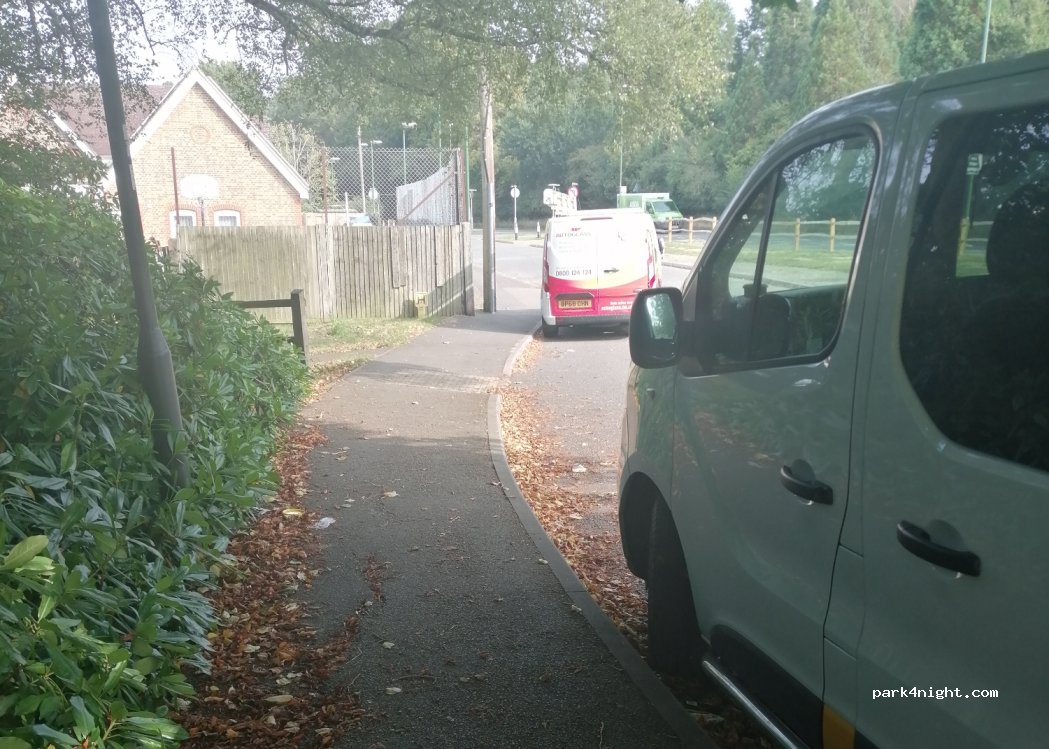 (RH17 6HE) Haywards Heath - 2 Hoadlands — foto 3