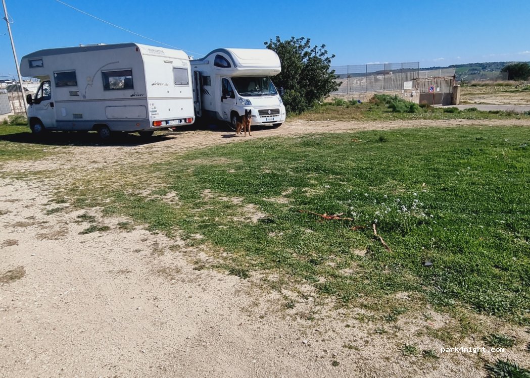 (96019) Rosolini - 23 Via G.Tomasi di Lampedusa — foto 2