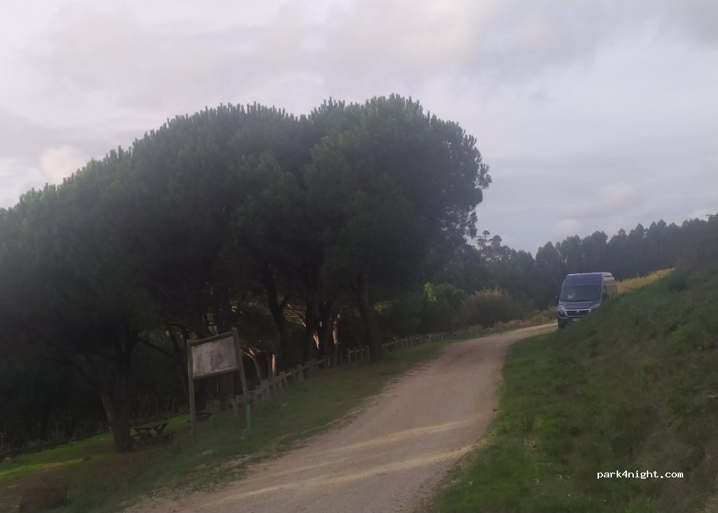 (2665-001) Enxara do Bispo - Unnamed Road — foto 2
