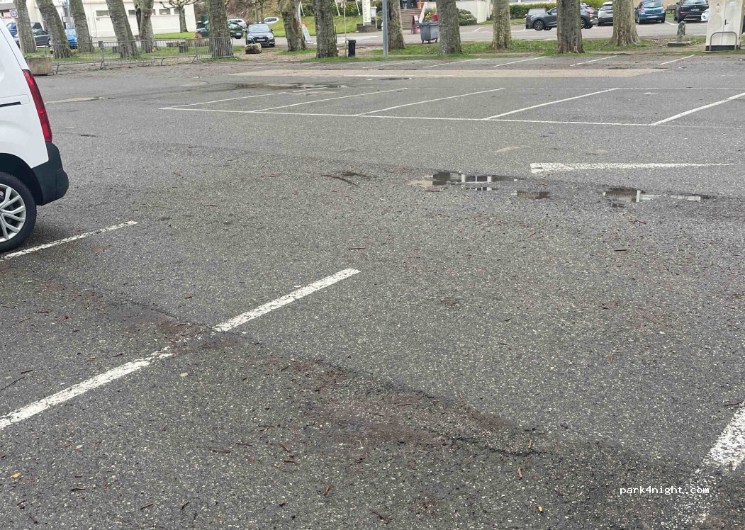 (01130) Nantua - 2 Avenue du Lac — foto