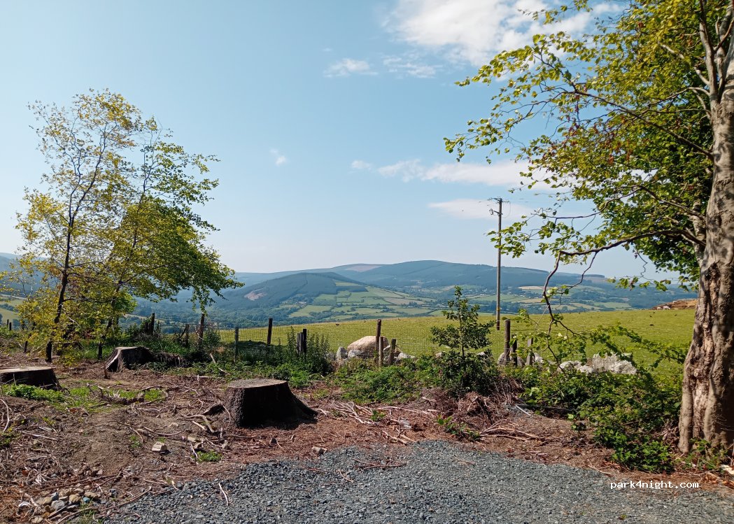 (A98 YR26) Ballinteskin - Unnamed Road — foto 5