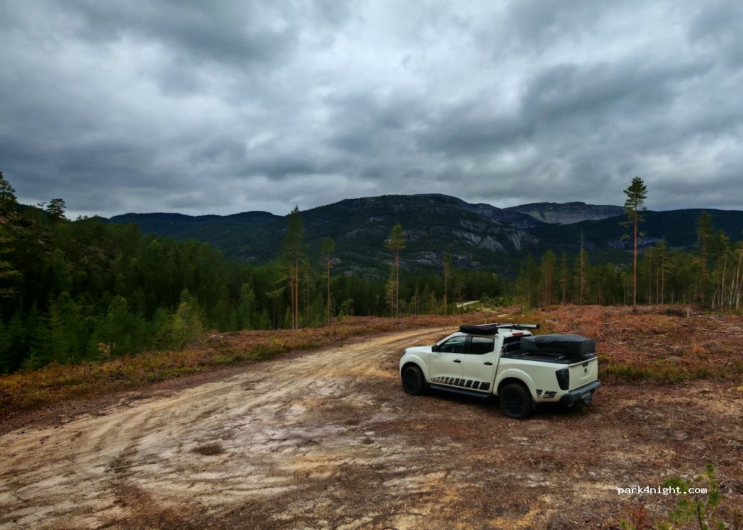 (3853) Vrådal - Unnamed Road — foto