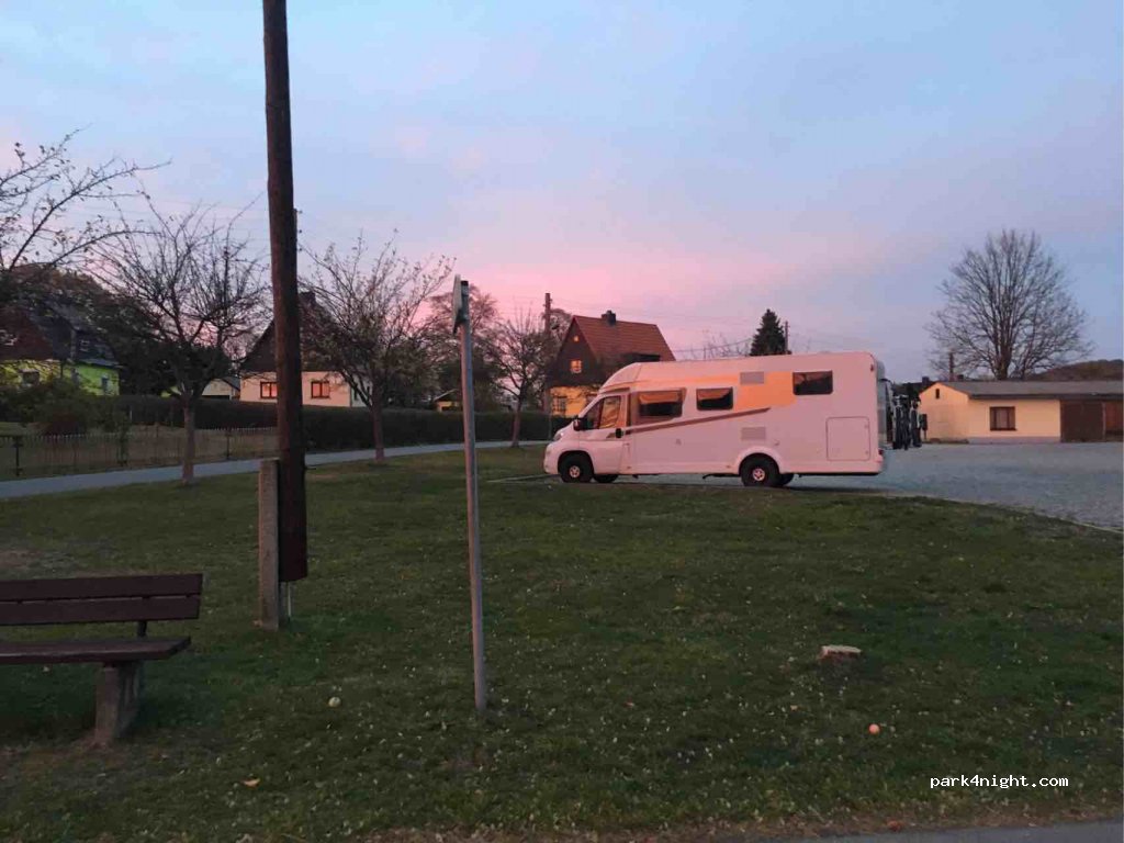 Reisemobilstellplatz Lichtenhain — foto