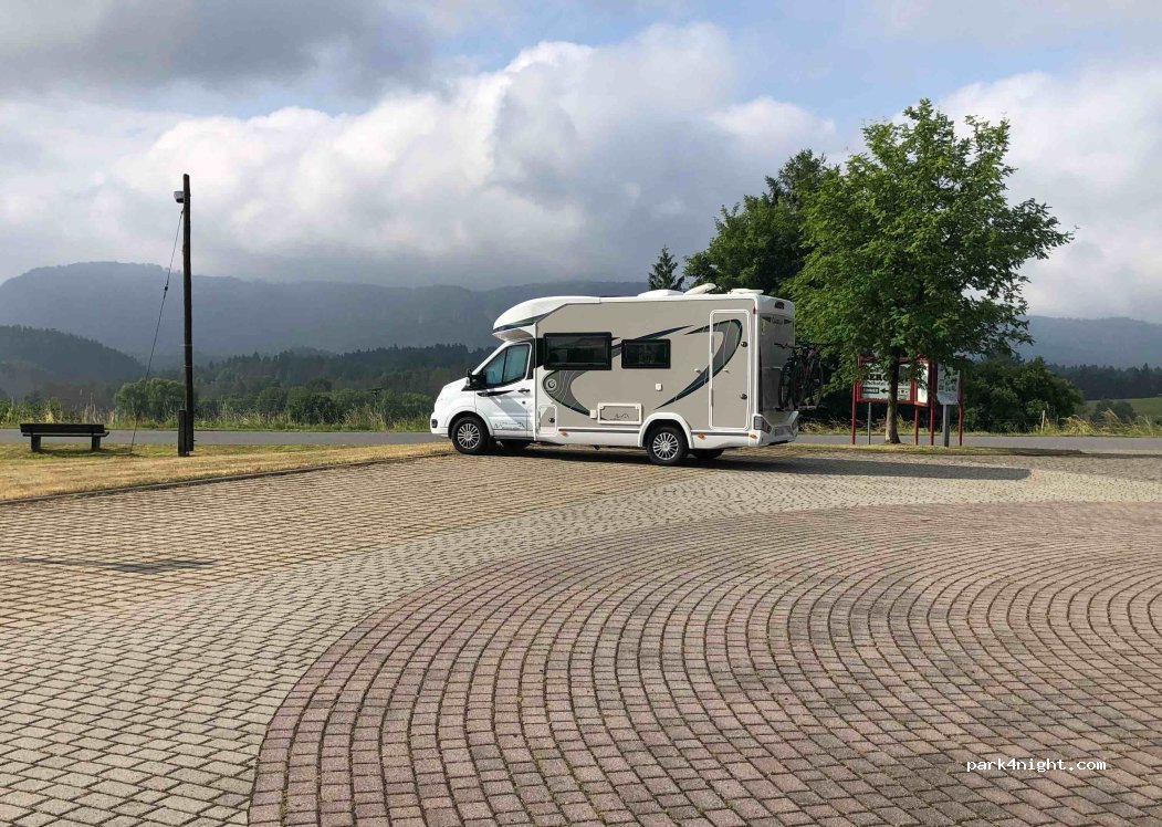 Reisemobilstellplatz Lichtenhain — foto 3