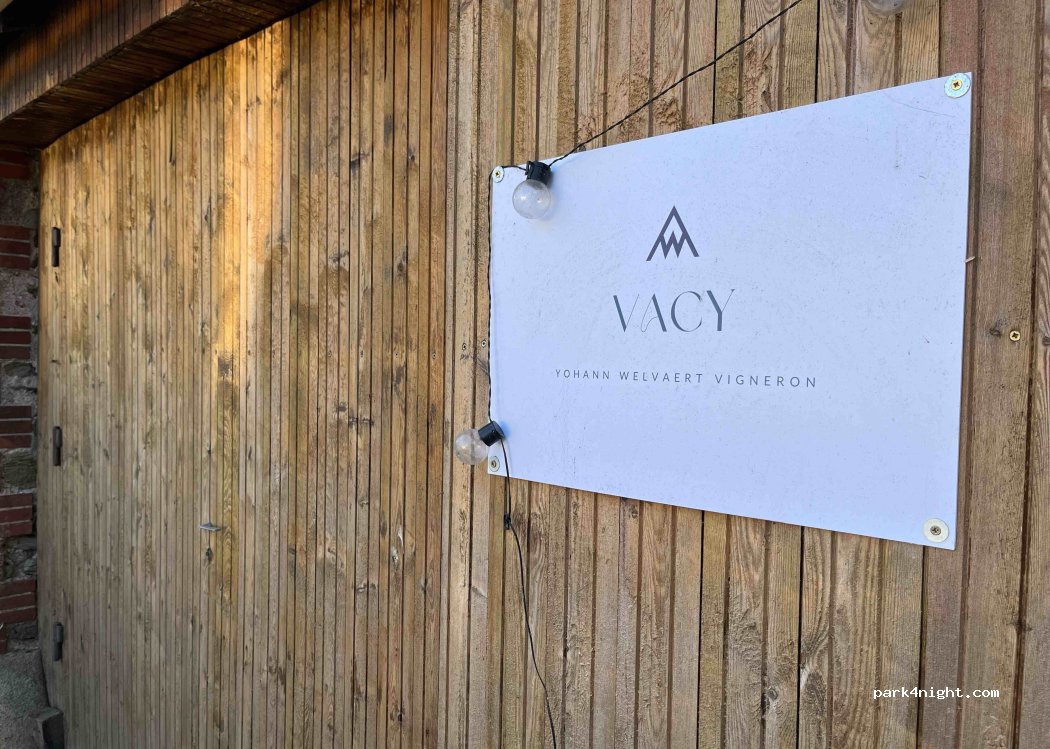 Vacy - Charlotte et Yohann Welvaert Vigneron — foto 2