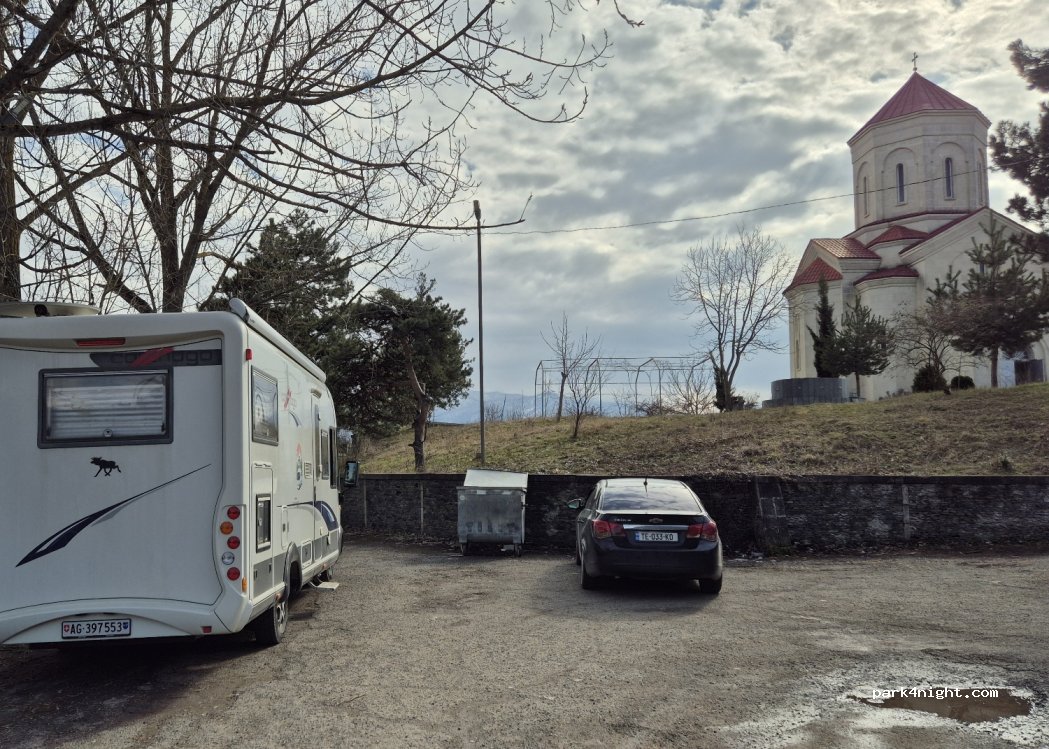 (5700) Surami - E60 — foto