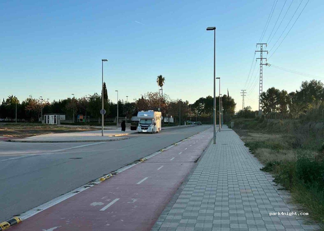 (46290) Alcàsser - 165 Plaça Numero 8 — foto 3