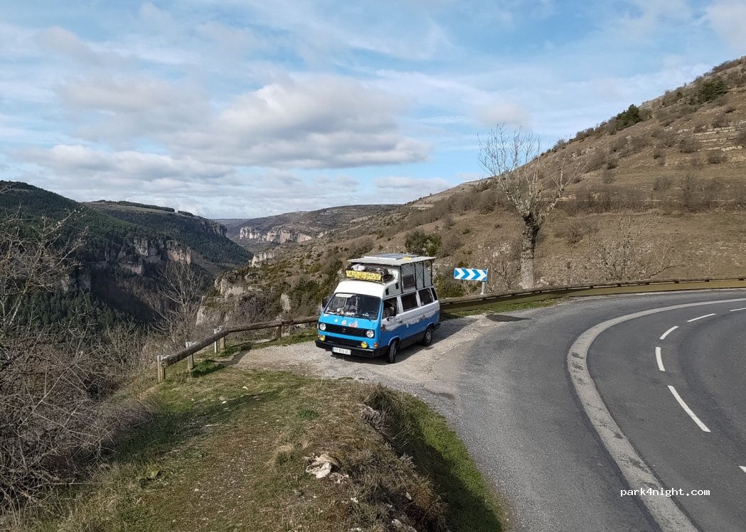 (48150) Meyrueis - D986 — foto