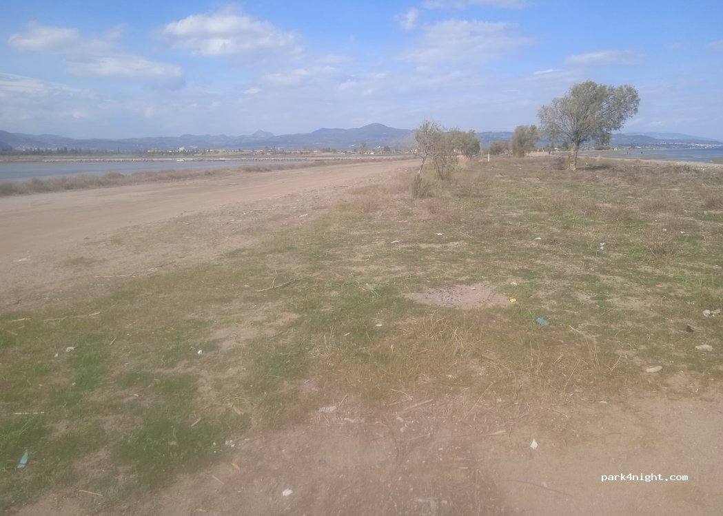 (352 00) Lokres - Unnamed Road — foto