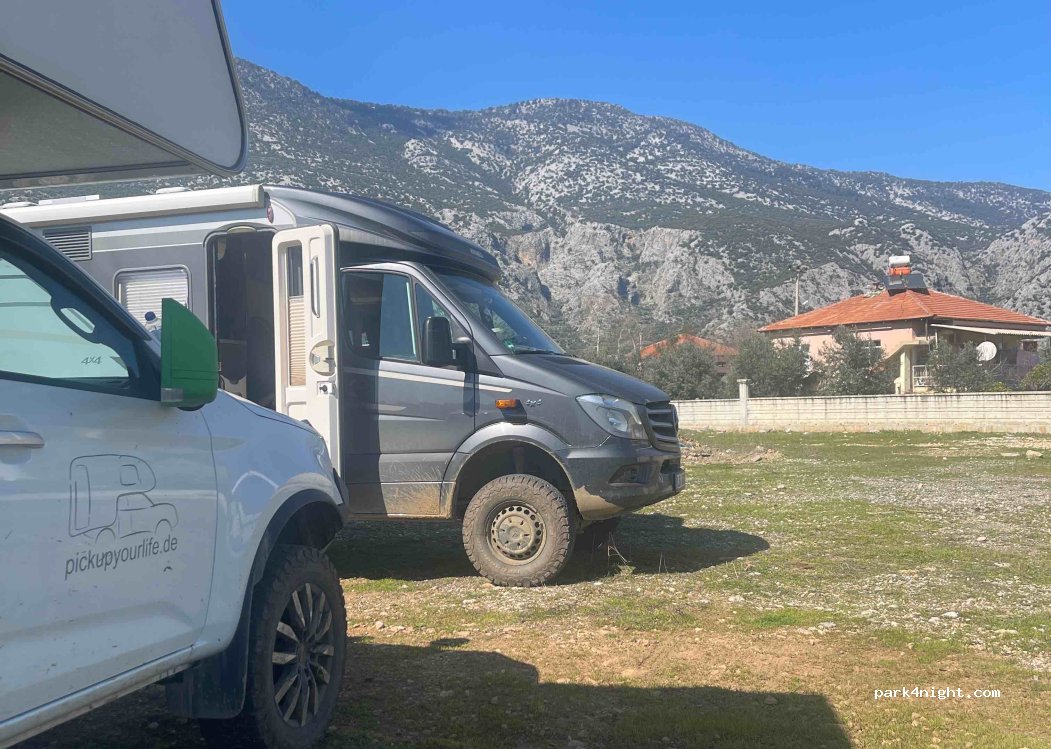 (07190) Döşemealtı - Unnamed Road — foto