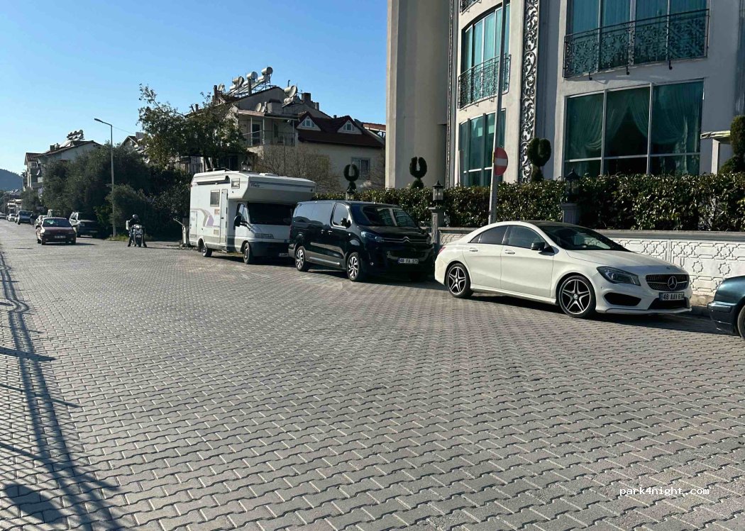 (48300) Fethiye - 44 180. Sokak — foto