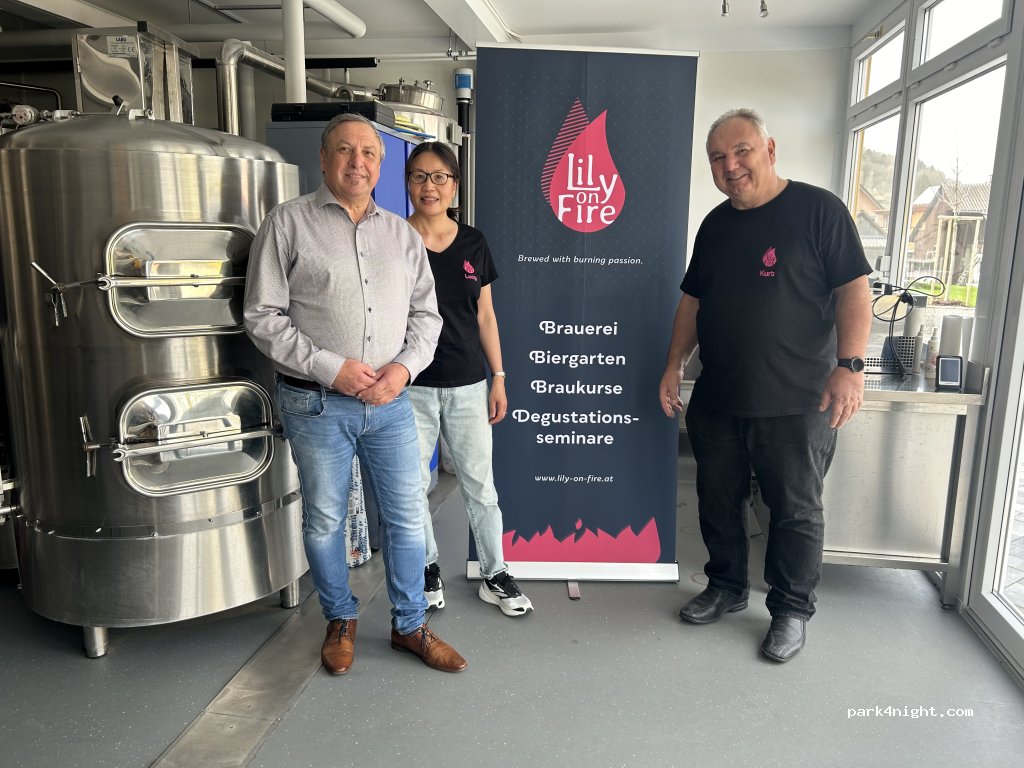 Lily on Fire Wied und Lu OG — foto 4
