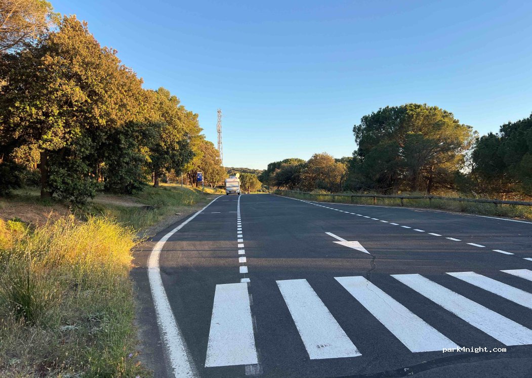 (11110) Salles-d'Aude - Unnamed Road — foto 3