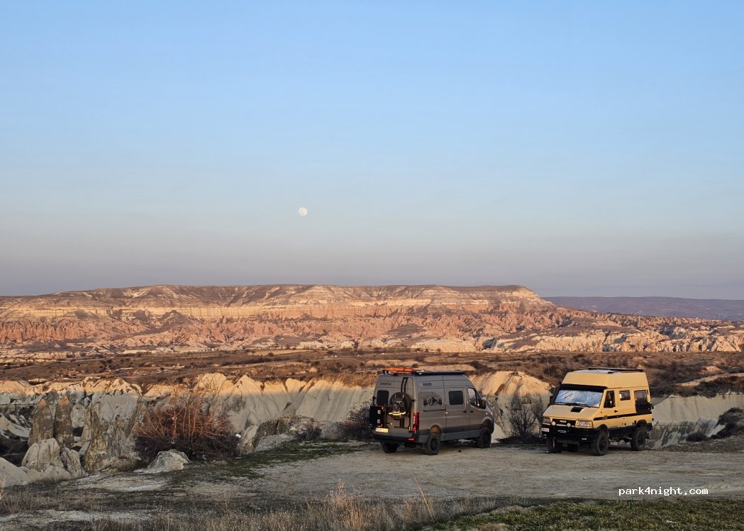(50130) Göreme - Unnamed Road — foto 2