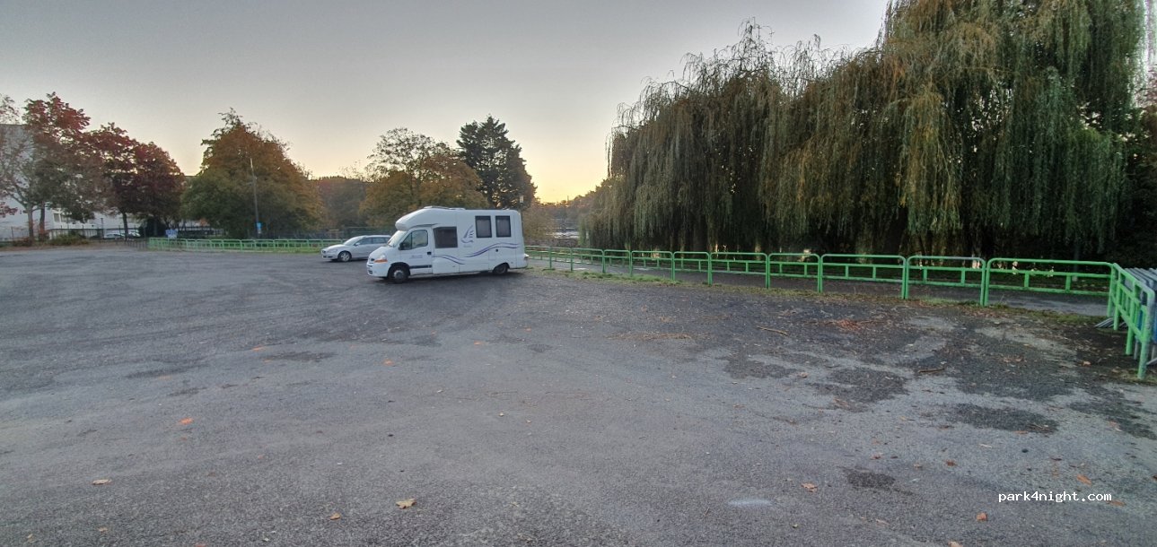 (35000) Rennes - 1 Square René Coty — foto 3