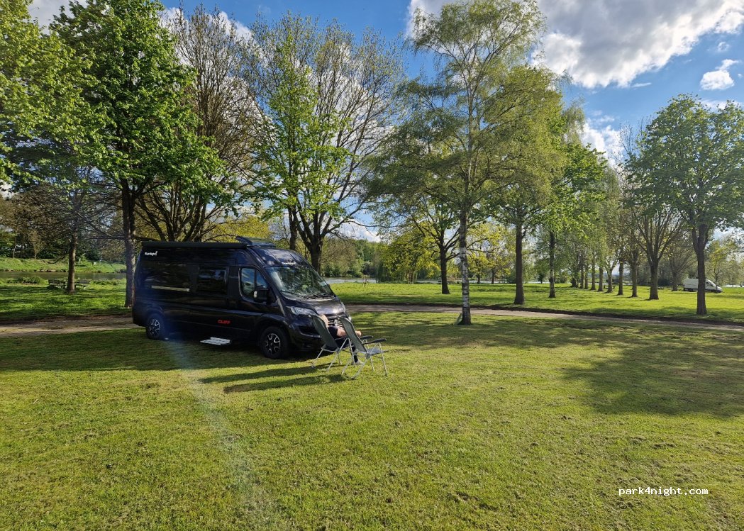 (32469) Petershagen - Zum Schiffsanleger — foto 3