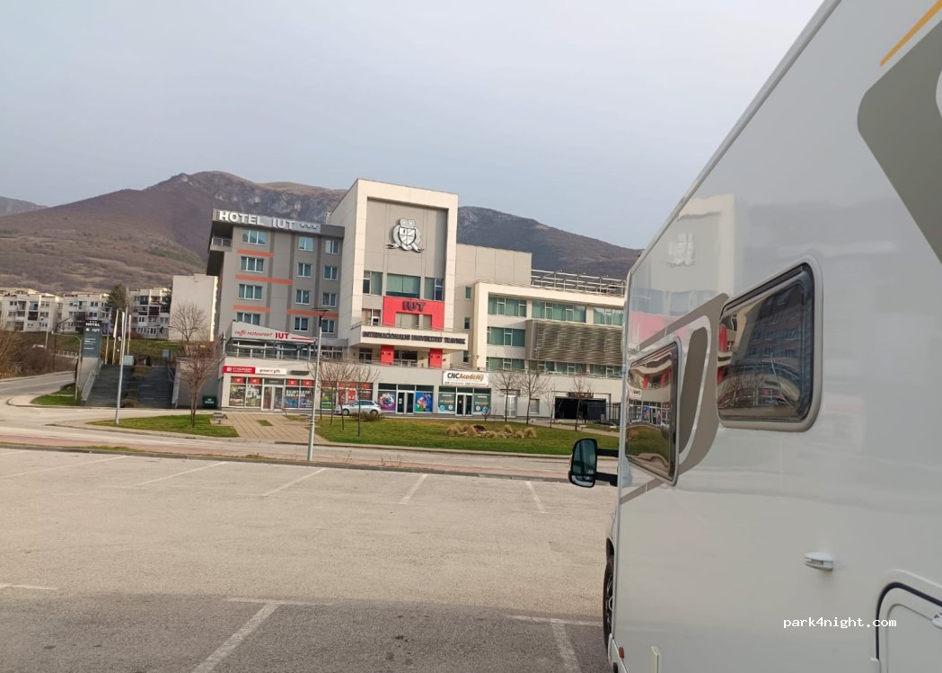 (72270) Travnik - Aleja Konzula — foto 2