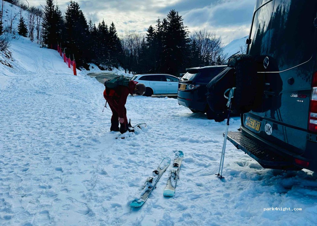 (38114) Villard-Reculas - Route des Pistes — foto