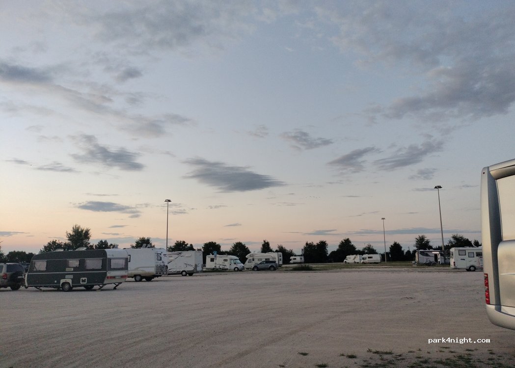 (30021) Caorle - Via Franco Gallini — foto 5