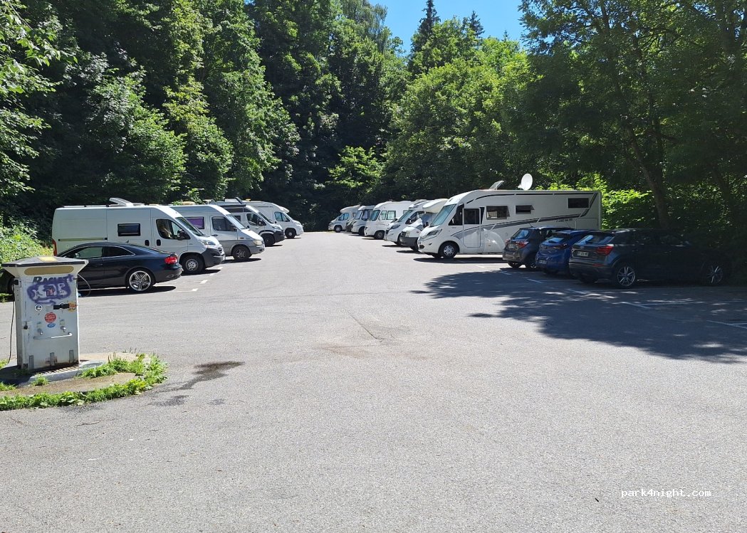Aire de camping car Saint-Gervais-les-Bains — foto 2
