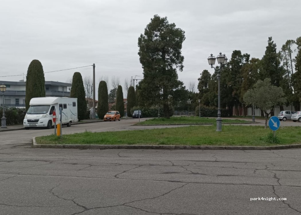 (24044) Dalmine - 19 Viale Rimembranza — foto 2