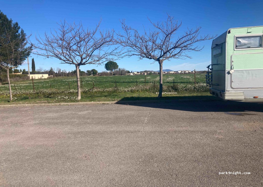 (34690) Fabrègues - 19 Route de Saussan — foto