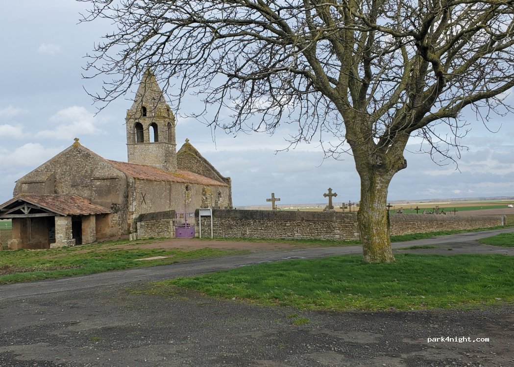 (79100) Plaine-et-Vallées - Unnamed Road — foto