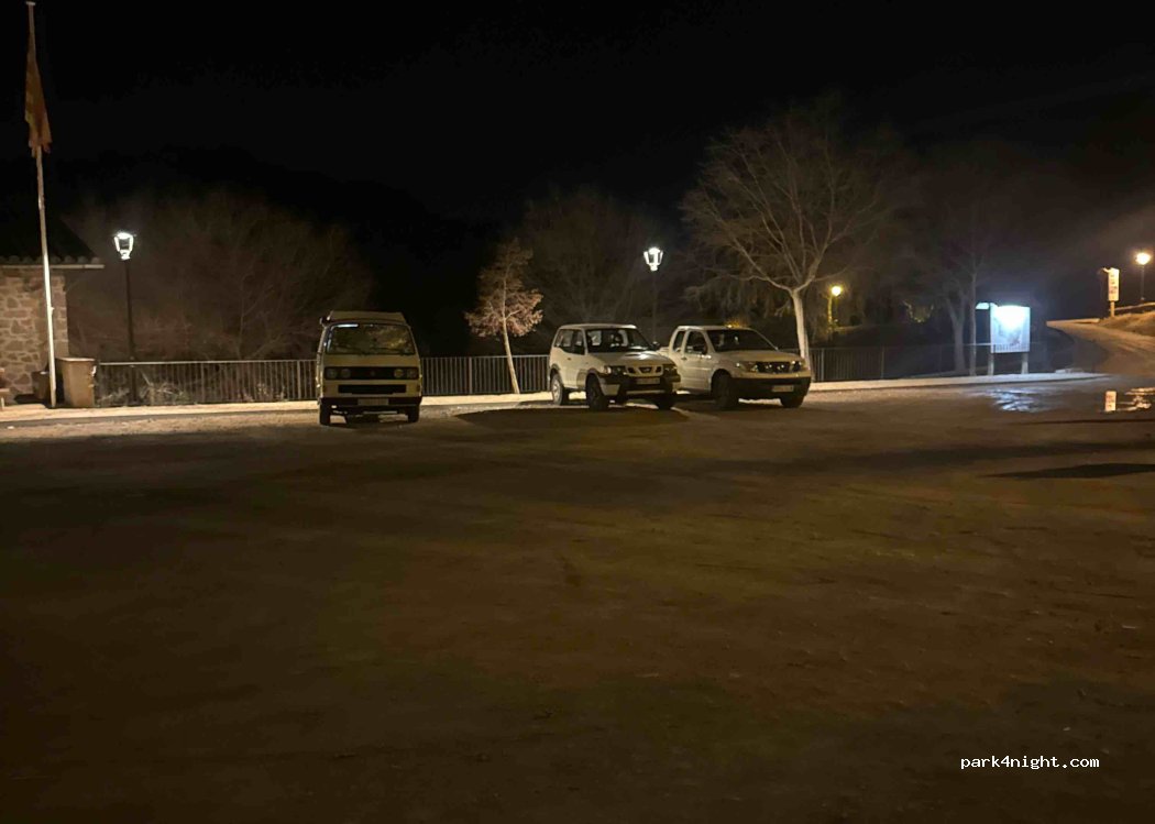 (08278) Mura - 81 Carrer Poligono 4 — foto