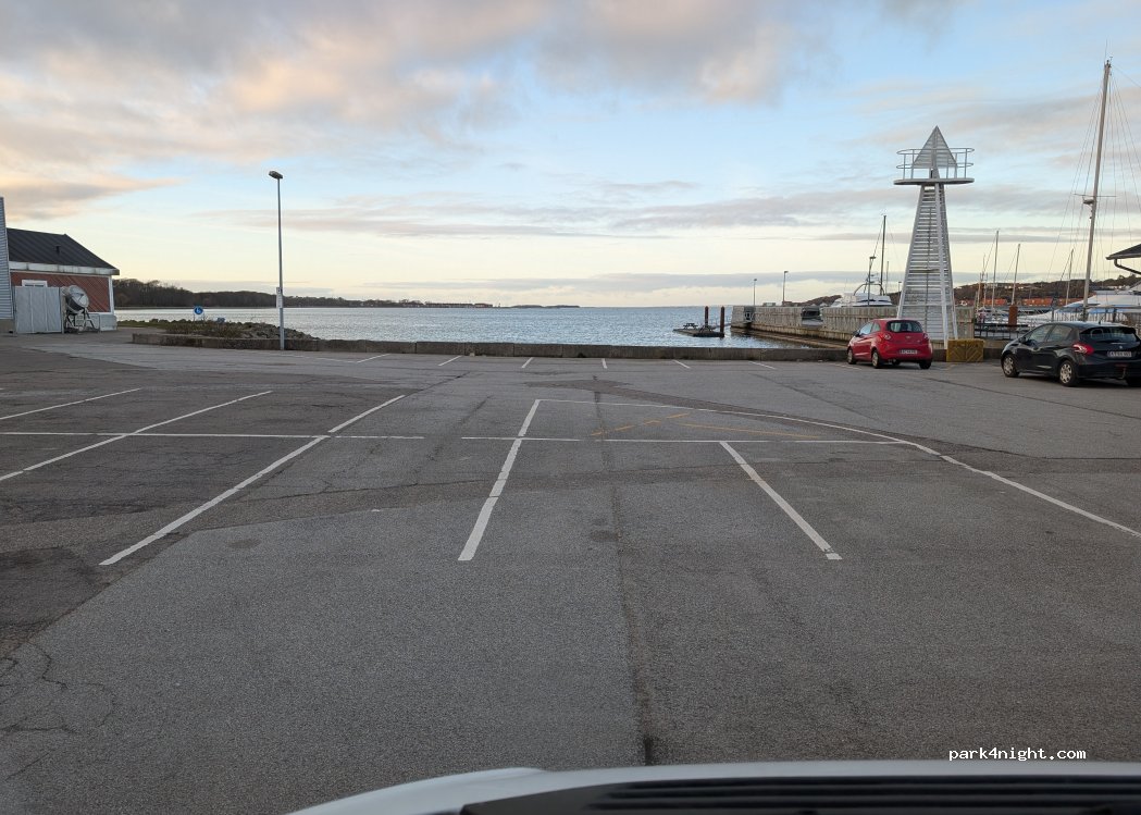 (7620) Lemvig - 70A Havnen — foto