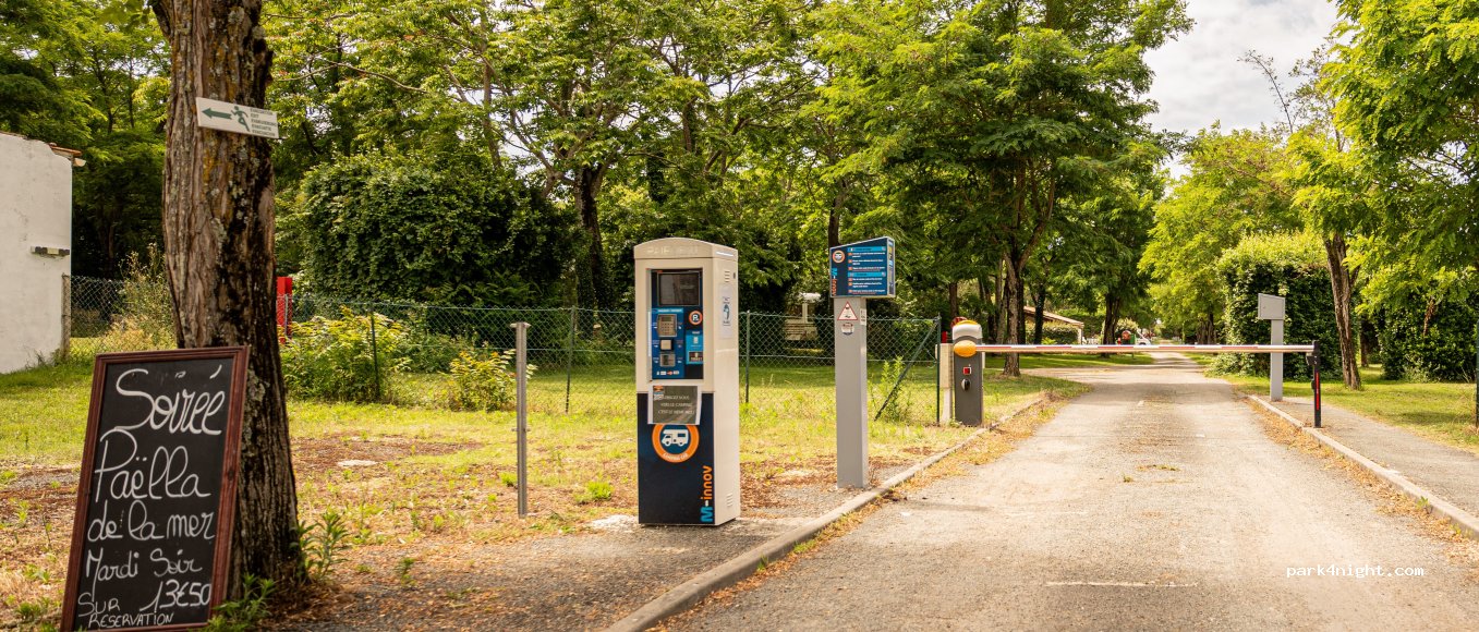 Aire de stationnement, Boyardville — foto 4