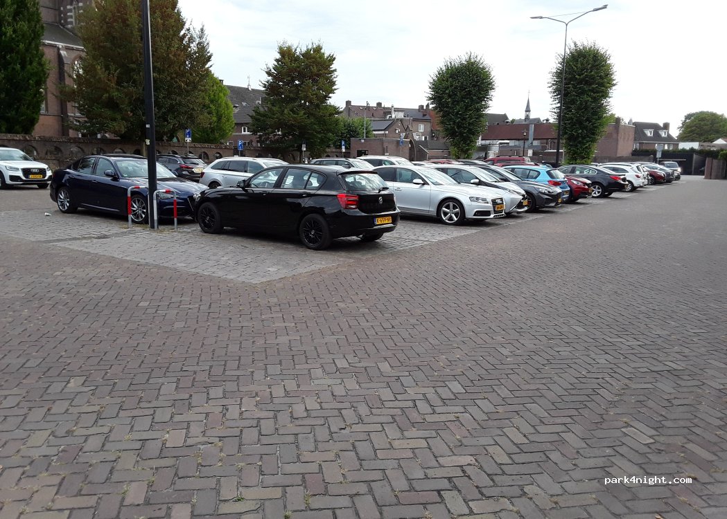 (5751 BL) Deurne - 2 Visser — foto