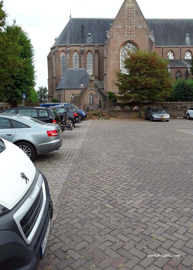 (5751 BL) Deurne - 2 Visser — foto 2