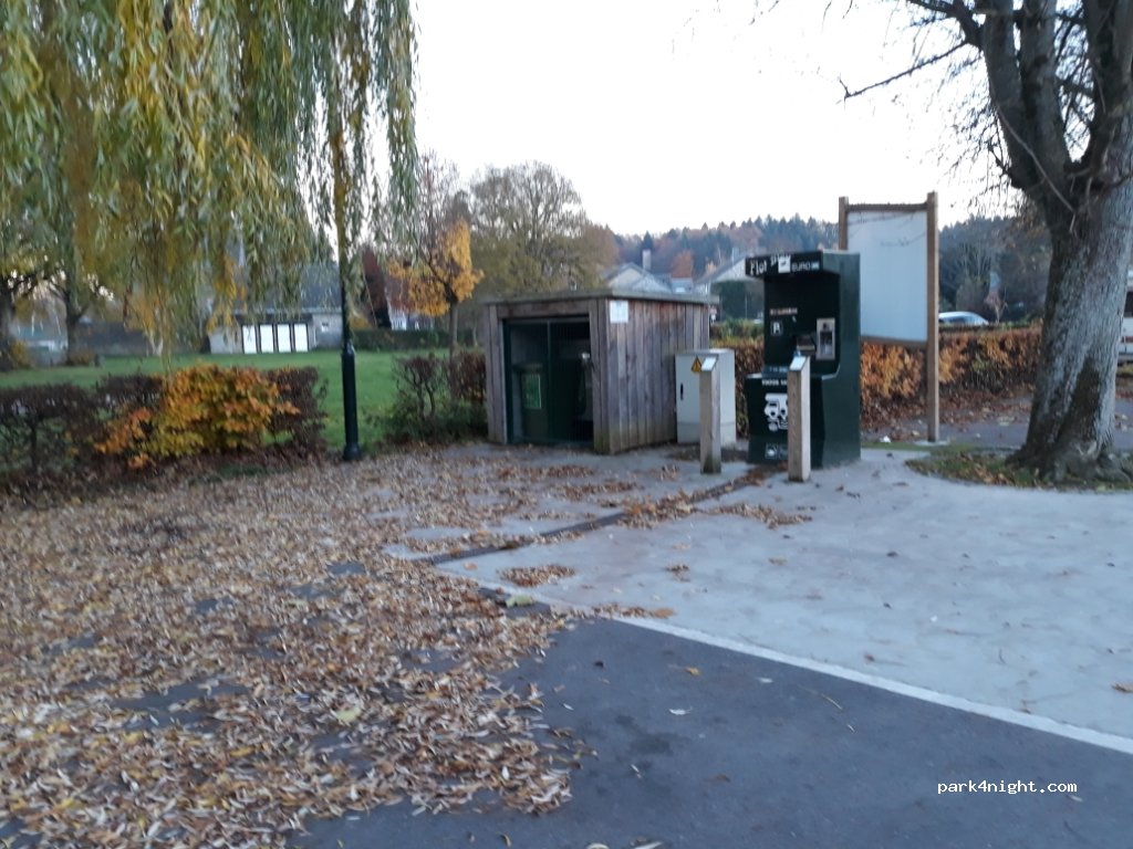 Aire de camping-cars Hotton | Rue du Batty — foto 3