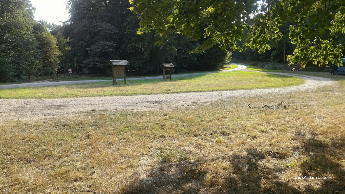 (08140) Villers-Cernay - Unnamed Road — foto 3