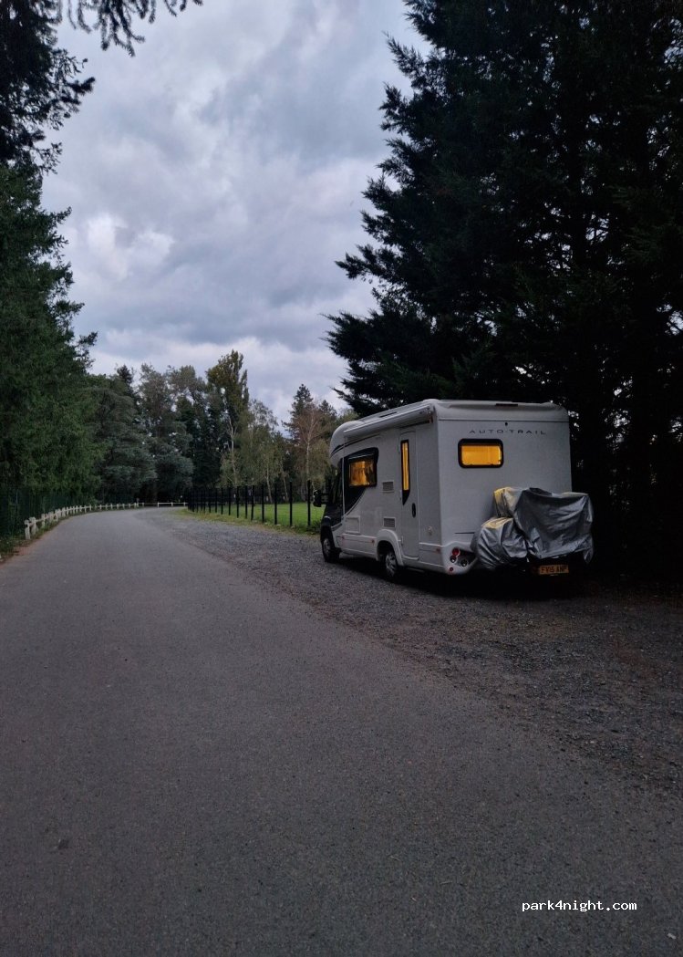(03700) Bellerive-sur-Allier - All. Marguerite Broquedis — foto 3