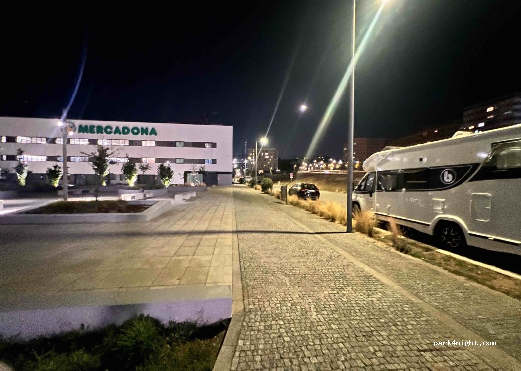 (4430-946) Vila Nova de Gaia - 123 Avenida Padre Jorge Duarte — foto 2