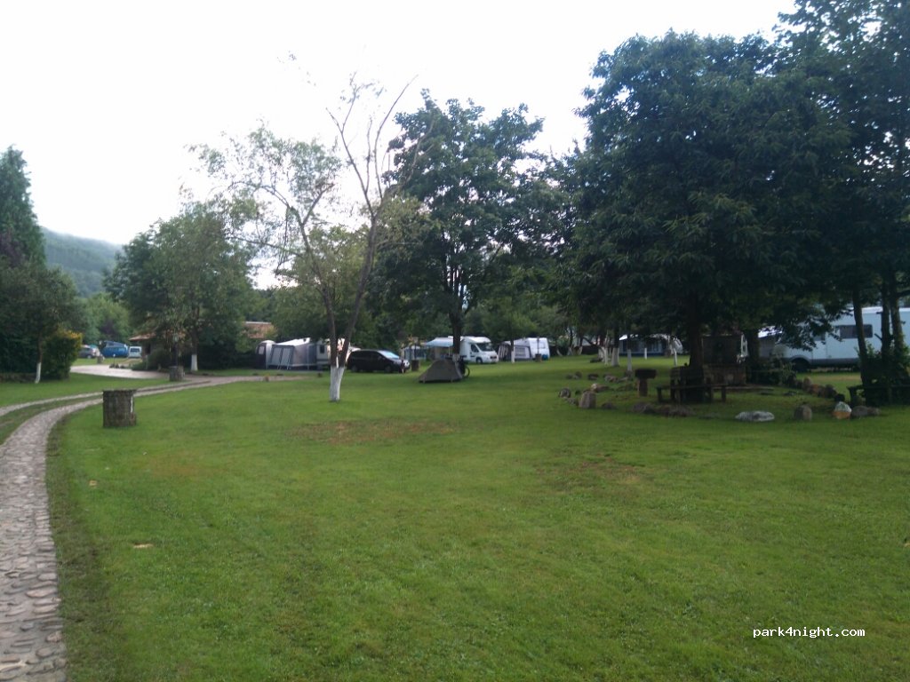 Camping and Apartments El Molino de Cabuérniga — foto
