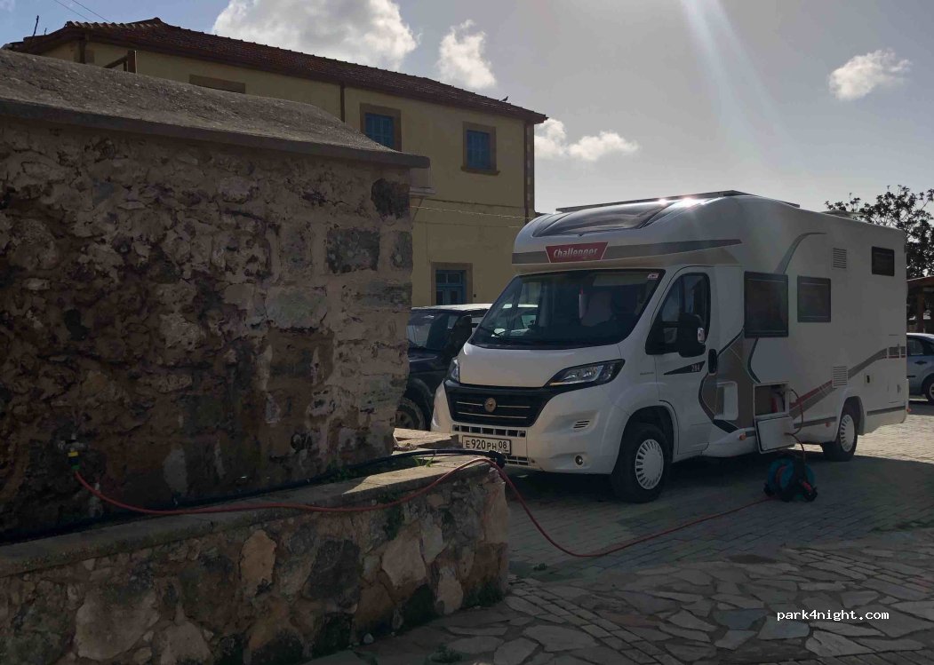 (99440) Kormakitis - — foto