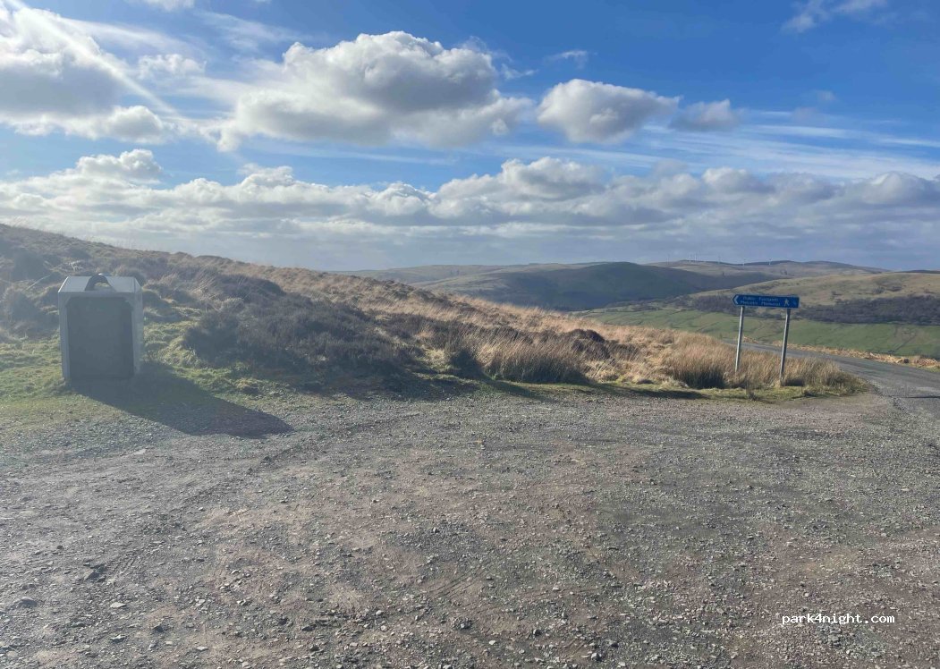 (DG13 0LW) Langholm - Unnamed Road — foto