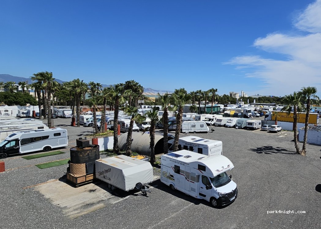 Area de autocaravanas Parking Rivera — foto 4