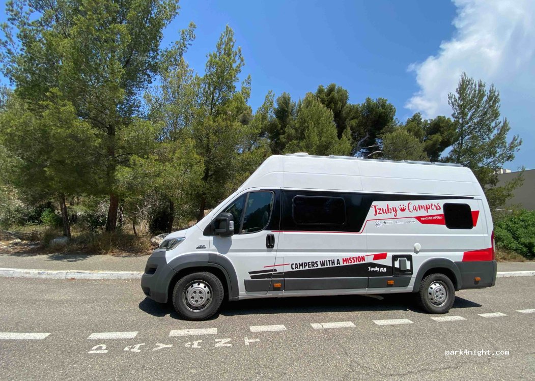 (13260) Cassis - Avenue des Carriers — foto 4