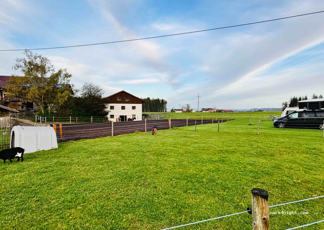 Ferienhof and Baumhaushotel Allgäu GbR — foto 2