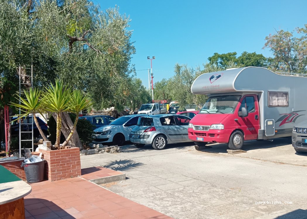 (70128) Bari - Via Ernesto Bonavoglia — foto 2
