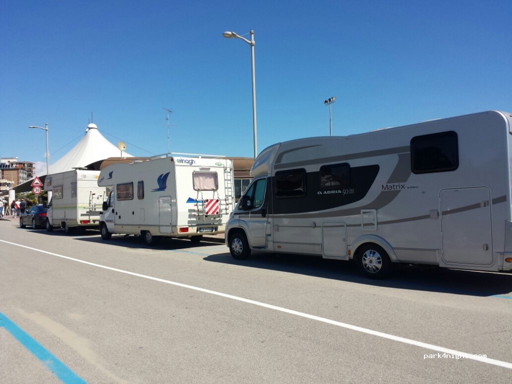 (44022) Lido delle Nazioni - 1/B Viale Canarie — foto