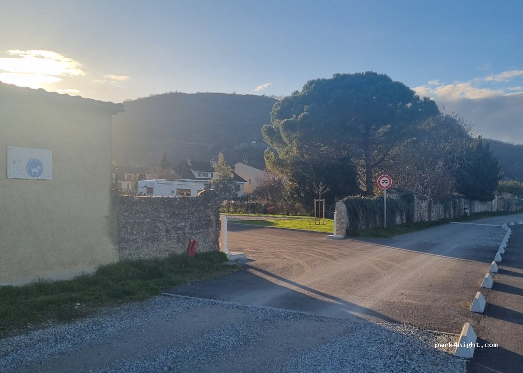 Aire de camping-car de Serrières — foto 2