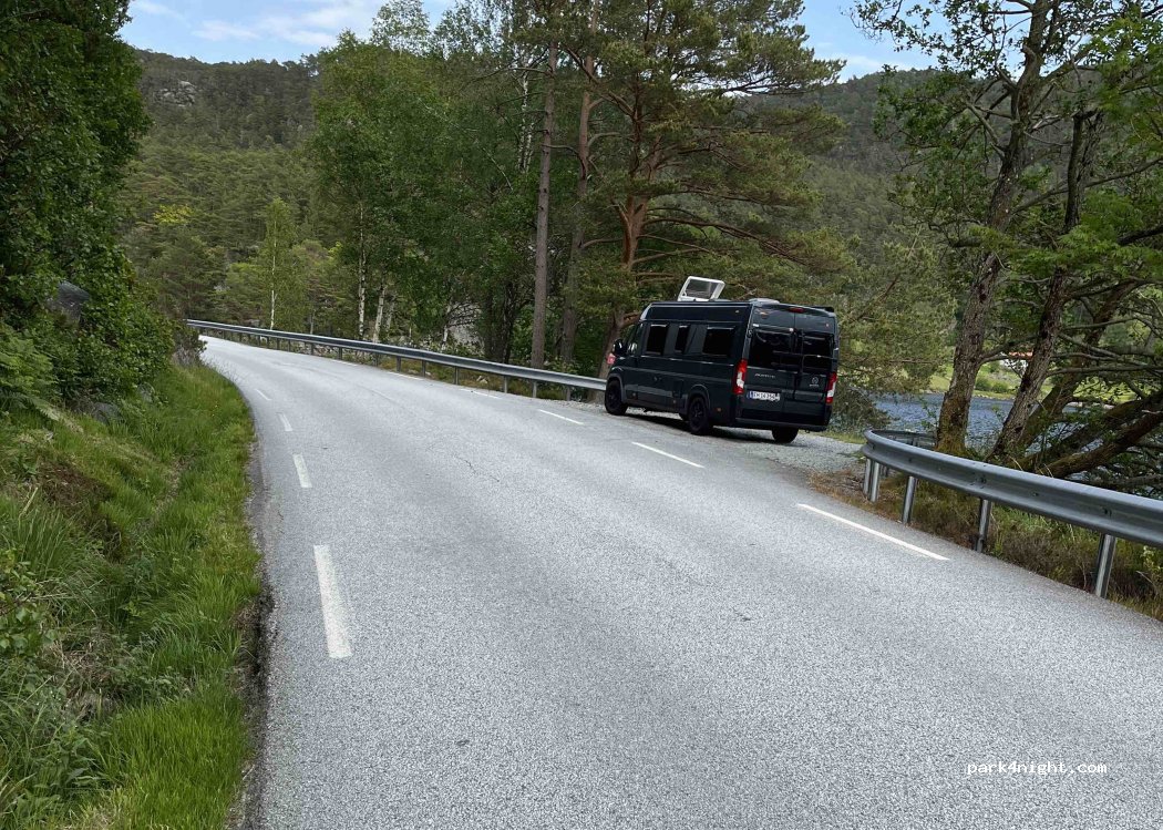 (4100) Strand - 674 Kvalvågvegen — foto 4