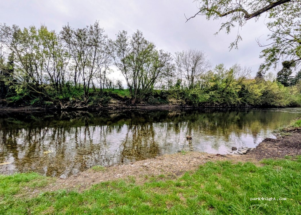 (03800) Saint-Germain-de-Salles - D257 — foto 4