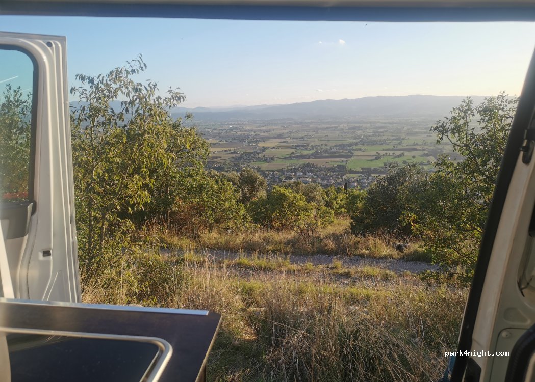 (06038) Spello - Unnamed Road — foto 2