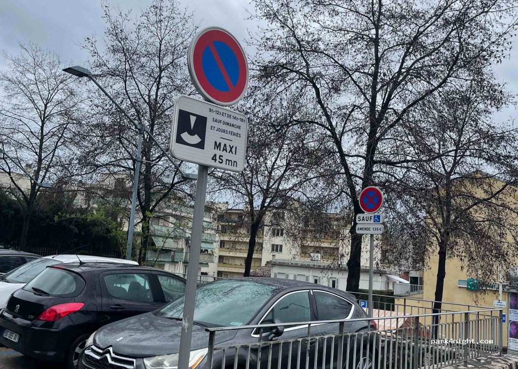 (06100) Nice - 4 Avenue Cap-de-Croix — foto